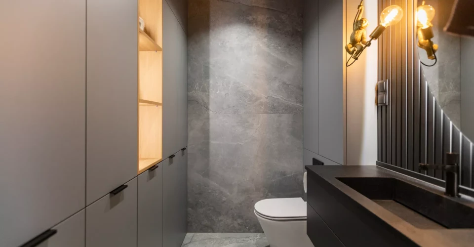 F<em>r</em>o<em>n</em>ty la<em>k</em>ie<em>r</em>owane c<em>z</em>y f<em>r</em>o<em>n</em>ty akry<em>l</em>o<em>w</em>e?