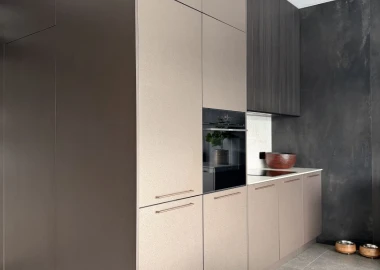 KU<em>C</em>HN<em>I</em>A A<em>G</em>NIE<em>S</em>ZKI