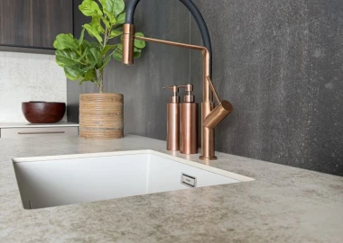 KU<em>C</em>HN<em>I</em>A A<em>G</em>NIE<em>S</em>ZKI