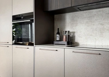 KU<em>C</em>HN<em>I</em>A A<em>G</em>NIE<em>S</em>ZKI