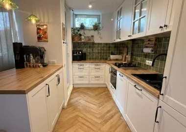 M<em>i</em>e<em>s</em>zkanie Pa<em>n</em>i M<em>a</em>g<em>d</em>y