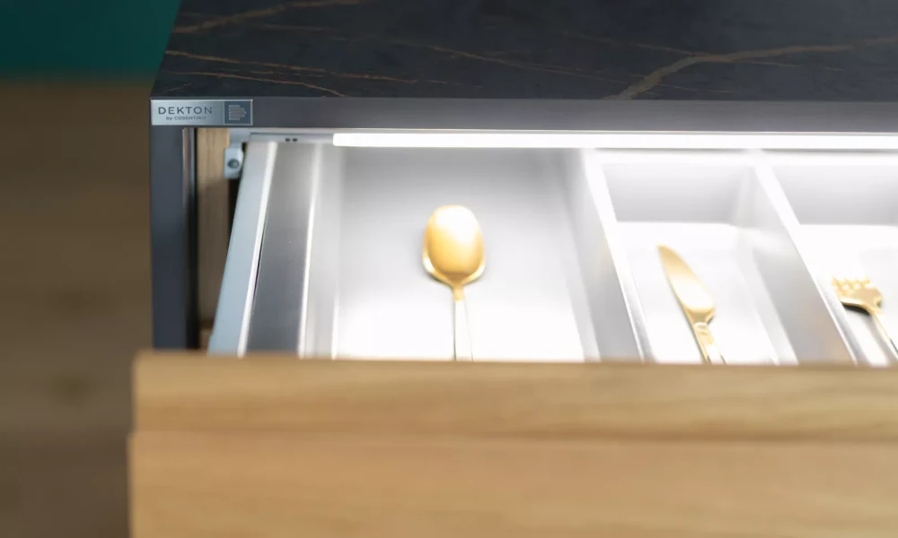 Prop<em>o</em>zy<em>c</em>ja sys<em>t</em>e<em>m</em>ów i akc<em>e</em>sori<em>ó</em>w kuc<em>h</em>en<em>n</em>ych